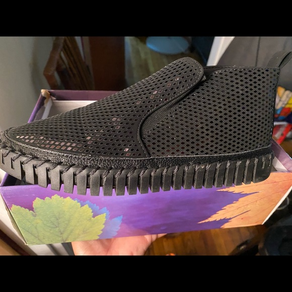 Sequin Skip - Picture 3 of 3